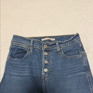 Mile High-Rise Levi’s Denim